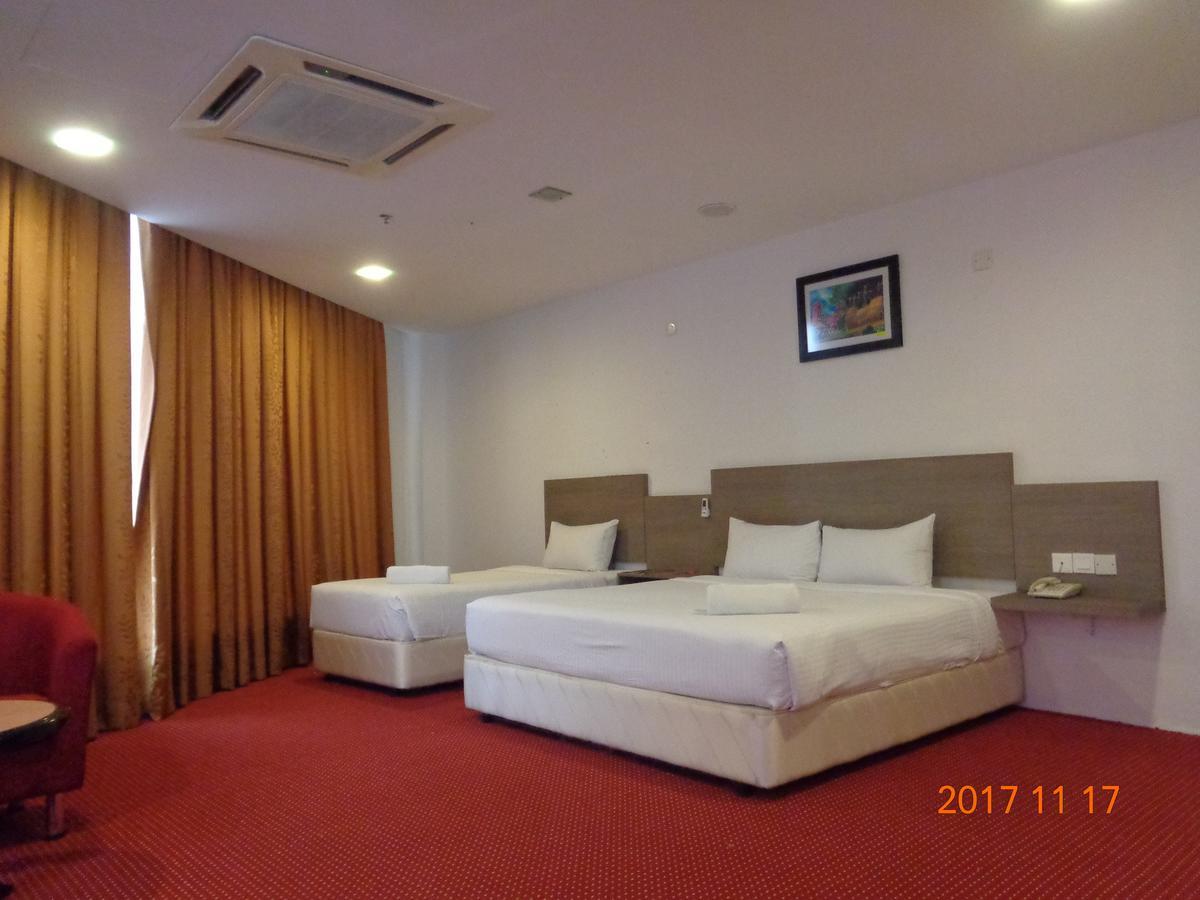 La Boss Hotel Malacca Extérieur photo