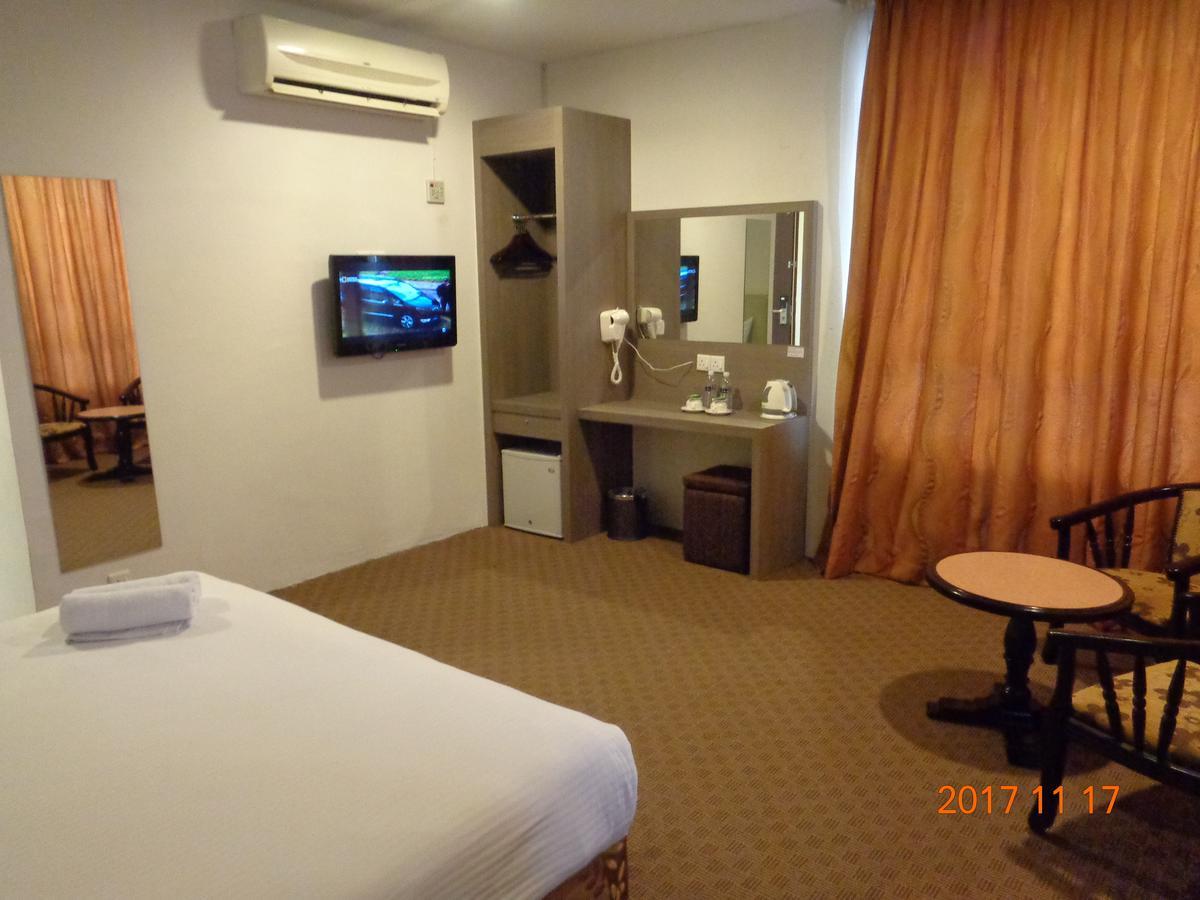 La Boss Hotel Malacca Extérieur photo