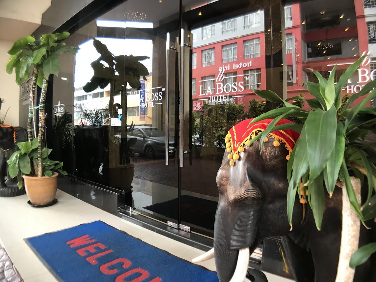 La Boss Hotel Malacca Extérieur photo