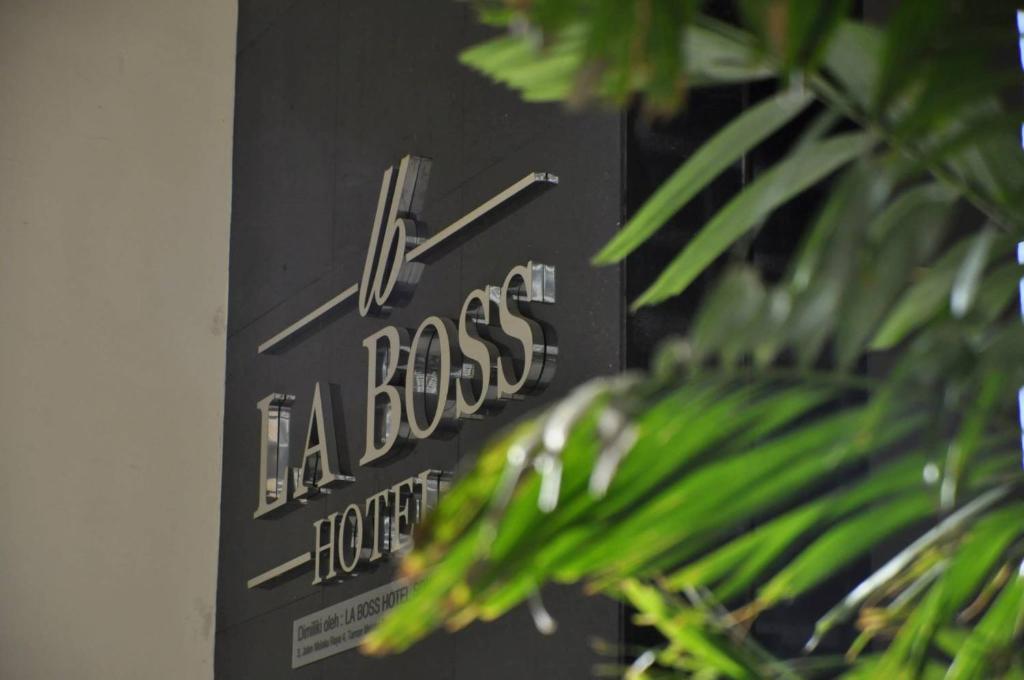 La Boss Hotel Malacca Extérieur photo
