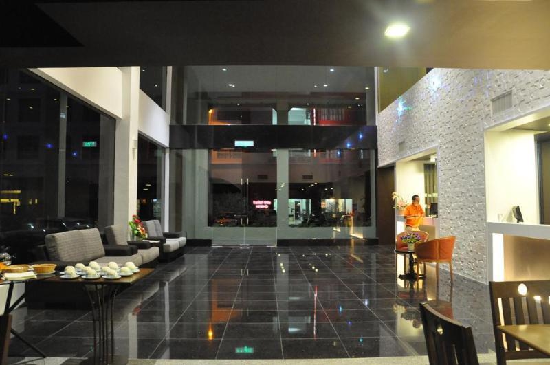 La Boss Hotel Malacca Extérieur photo