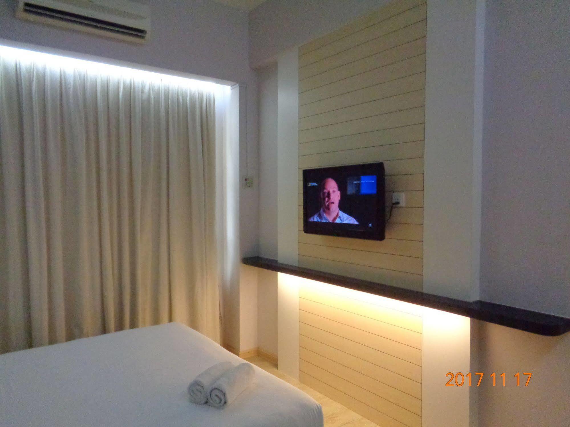 La Boss Hotel Malacca Extérieur photo