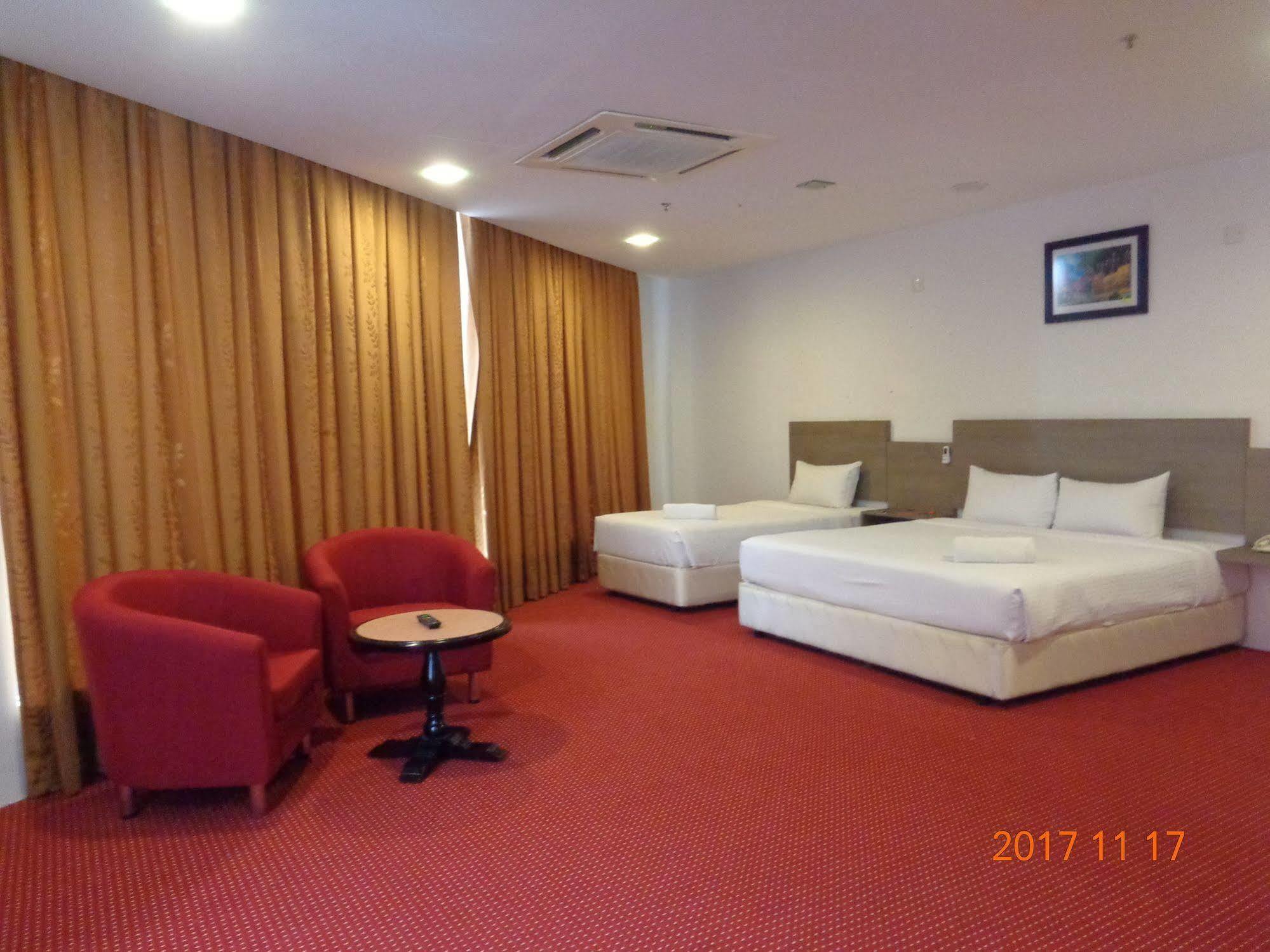 La Boss Hotel Malacca Extérieur photo
