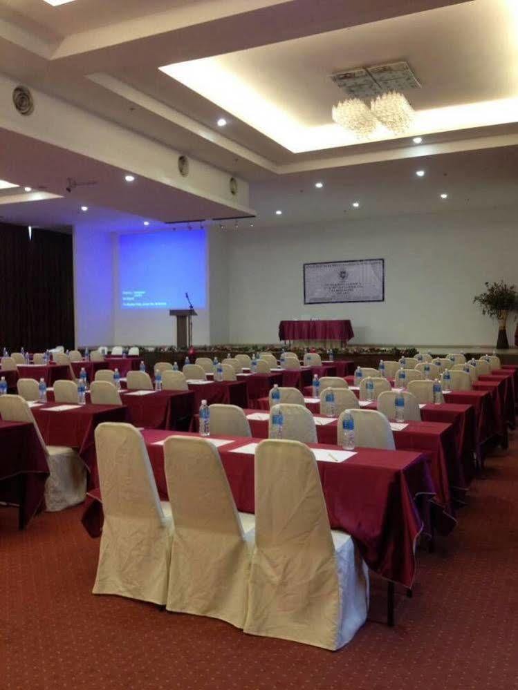La Boss Hotel Malacca Extérieur photo